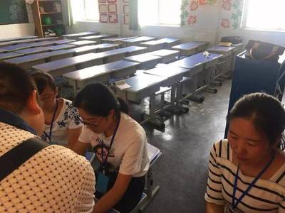 新起點(diǎn) 新希望——鞏義市第二小學(xué)2018秋季一年級新生報(bào)名工作掠影